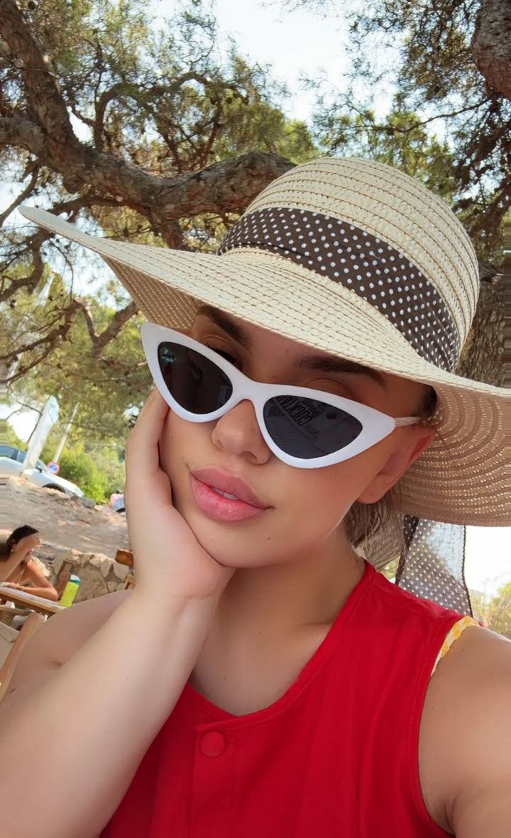 Valentina Midget Profile
